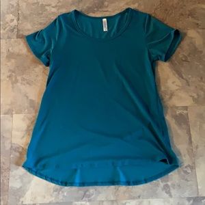 LuLaRoe classic Tee S